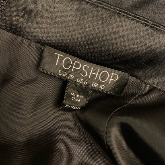 TopShop Black Floral Romper - Picture 4 of 5